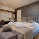 住宿加早餐酒店 Seven Seas 4*