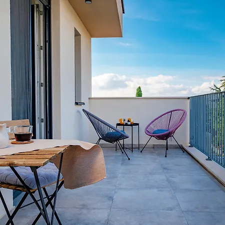 Seven Seas Bed and breakfast 4*