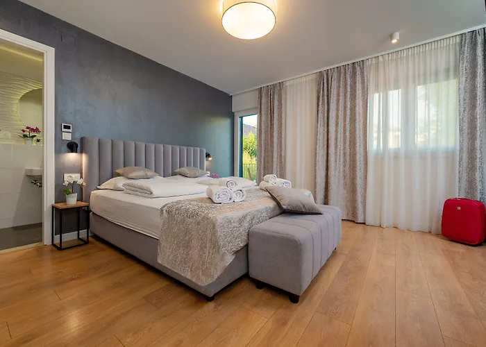 Seven Seas 4* Сплит