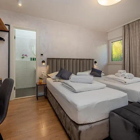 Seven Seas Bed & Breakfast Split