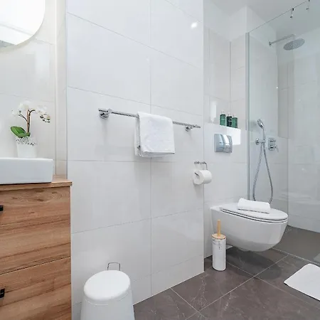 krevet i doručak Seven Seas 4*
