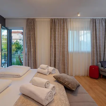 Seven Seas krevet i doručak Split